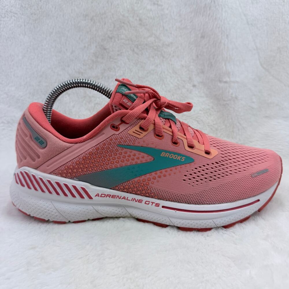 Brooks Adrenaline GTS 22 Womens Running Shoes Coral Size 9 Athletic Sneakers